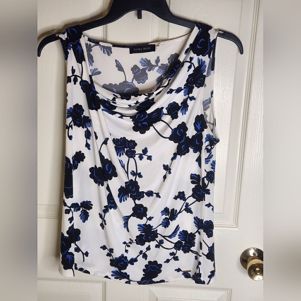 Ivanka Trump L White Navy Blue Floral Print  Slvless Cowl Neck Women Top Blouse